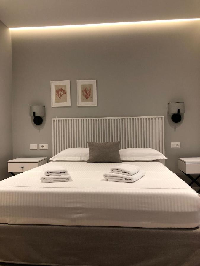 Dukes Albania Hotel Radhimë Екстериор снимка