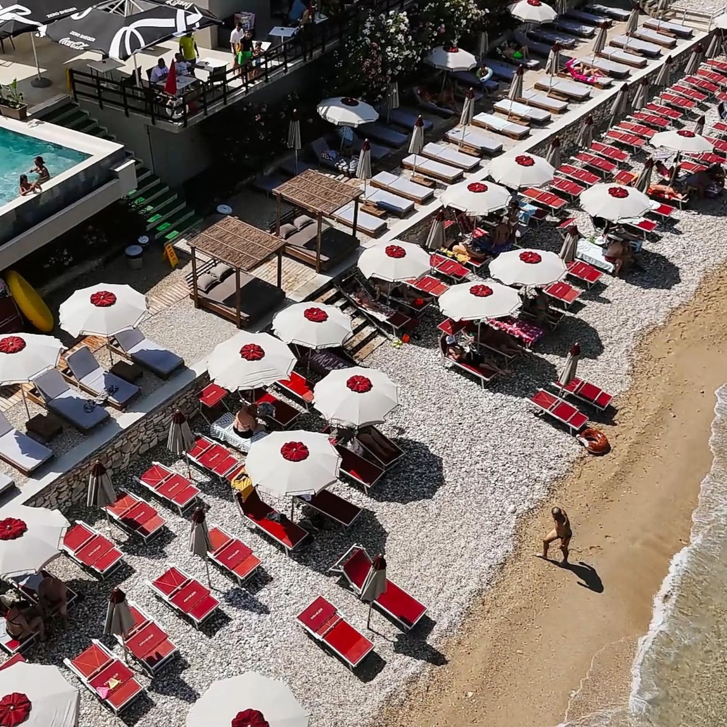 Dukes Albania Hotel Radhimë Екстериор снимка